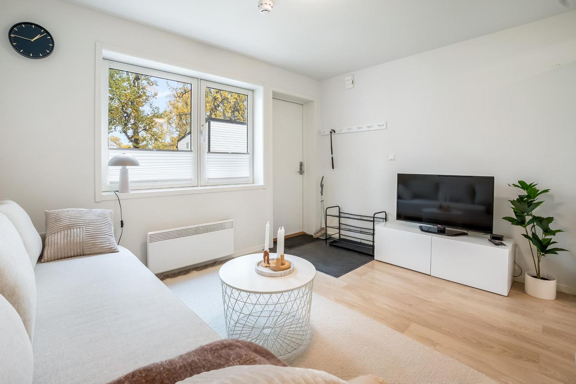 Book An Apartment Just For You In Central トロムソ エクステリア 写真